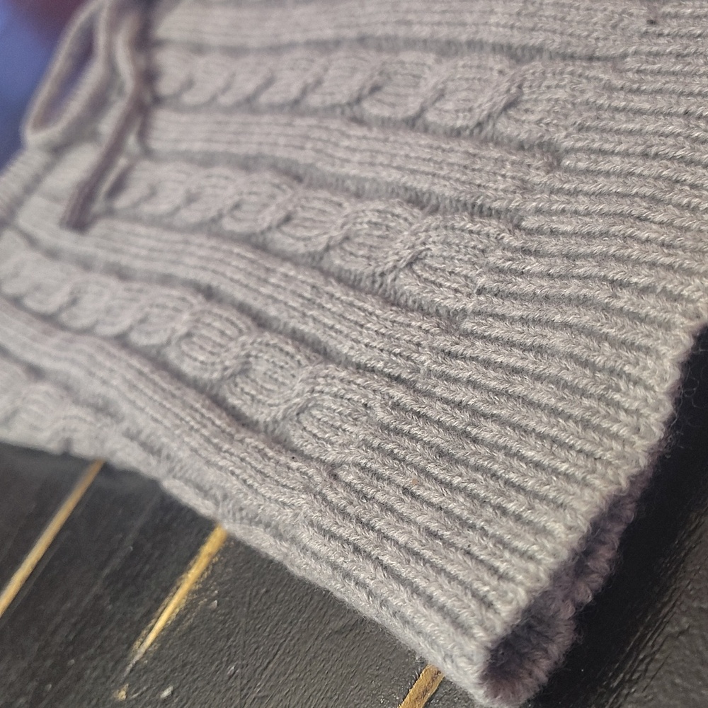 Gray Cable Knit Tube Top HONEY 🍯 🍯 🍯 MANGO 🥭🥭🥭🥭🥭 - Picture 2 of 13